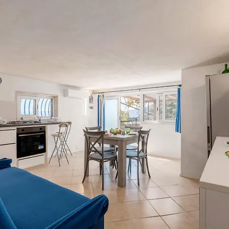 Casa Ros Holiday home Palermo